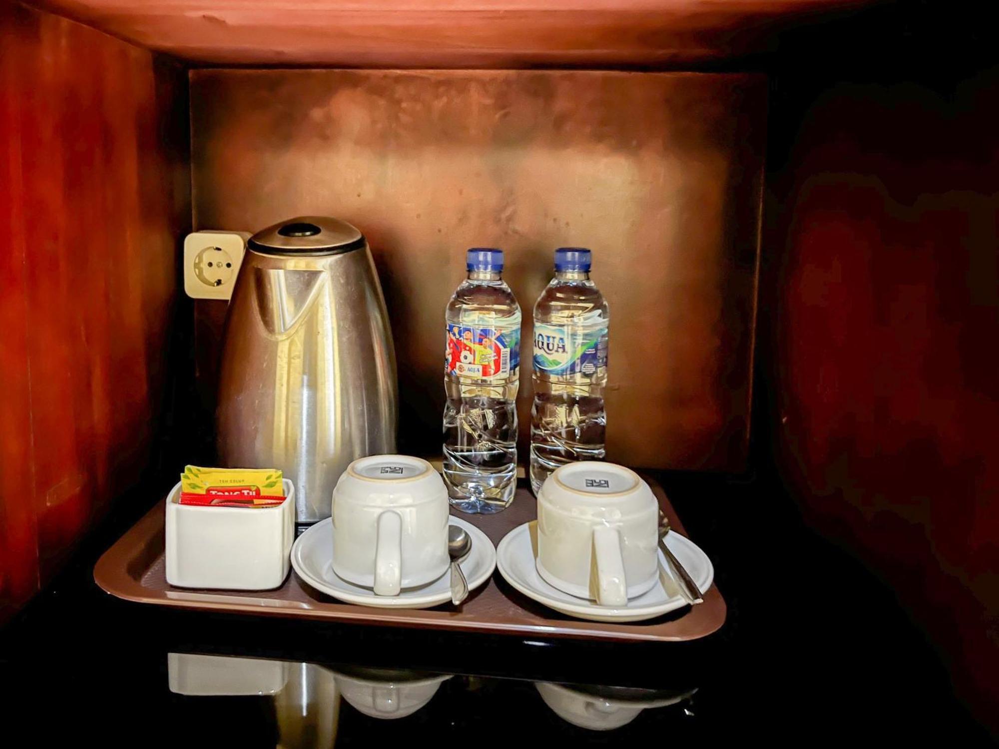 Kartika Hotel Syariah Pacitan Mitra Reddoorz Екстер'єр фото
